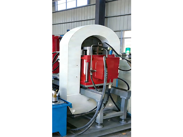 冷等靜壓液壓機(jī)